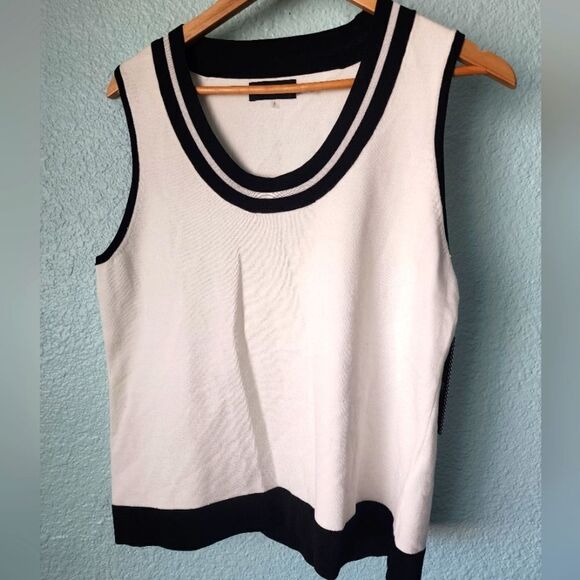 Karl Lagerfeld sleveless knit blouse vest minimalist contemporary new with tags - Picture 1 of 7